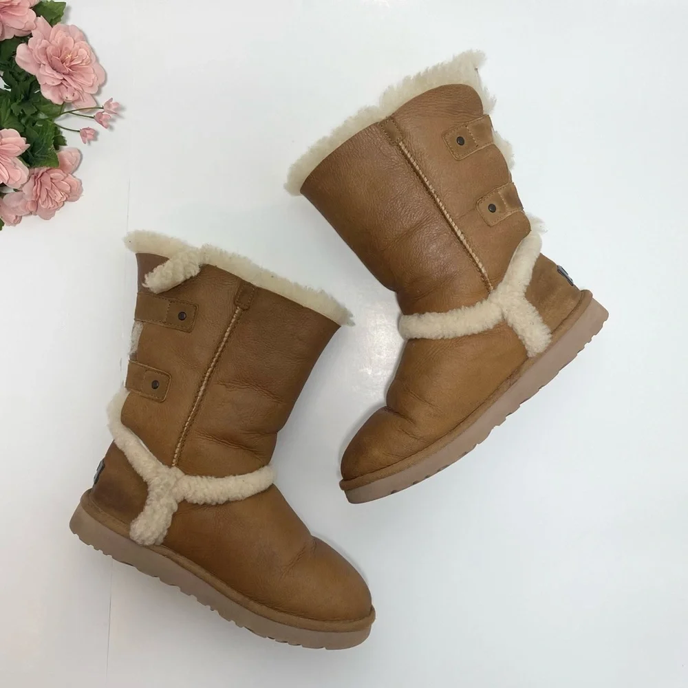 UGG Skylah Vintage Chestnut Leather Sheepskin Buckle Boots